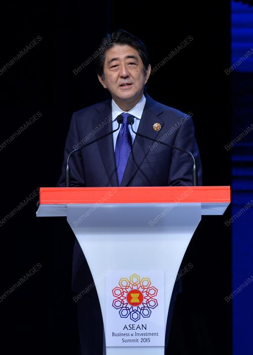 ASEAN62_21112015_INVESTMENT