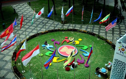 ASEAN63_19112015_LOGO