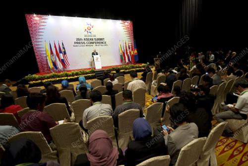 ASEAN63_27042015_PM_PC