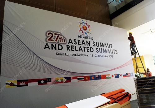 ASEAN67_18112015_HUMAN_INTEREST