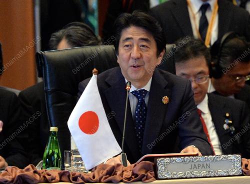 ASEAN67_22112015_JAPAN