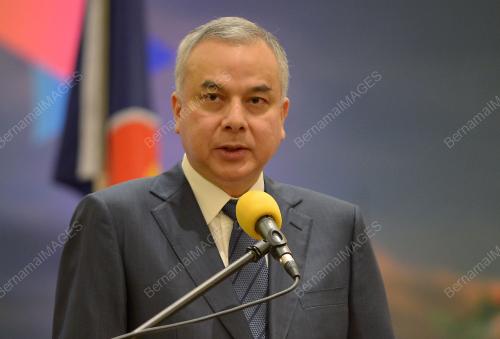 ASEAN67_26042015_AWARD