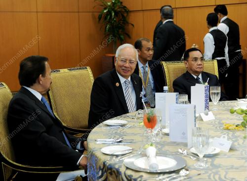ASEAN72_21112015_LUNCH