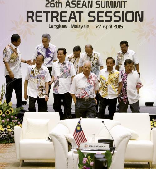 ASEAN80_27042015_ASEAN