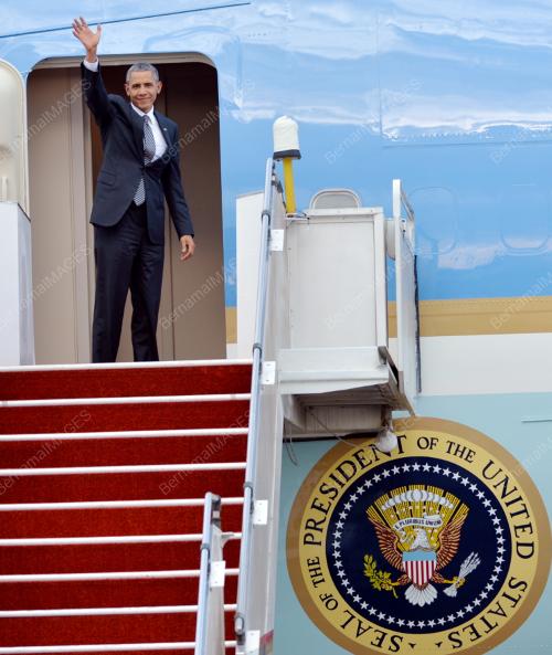 ASEAN82_22112015_OBAMA_DEPATURE