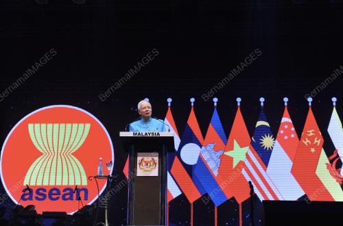 ASEAN84_26042015_DINNER
