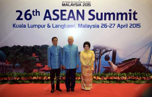 ASEAN88_26042015_ASEAN