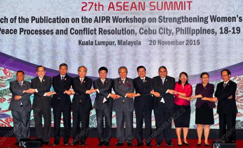 ASEAN89_20112015_ASEAN
