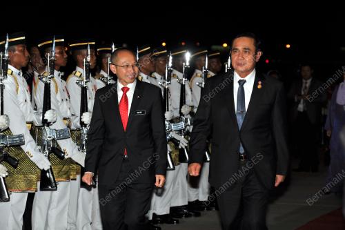 ASEAN91_19112015_THAILAND