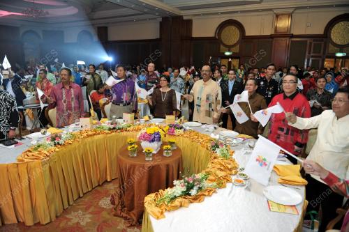 ASEAN92_19112015_DINNER