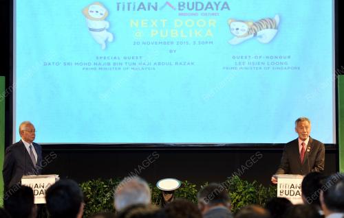 ASEAN95_20112015_PM_ASEAN