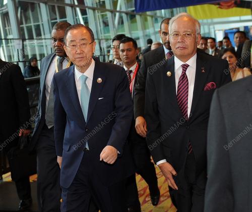 ASEAN96_22112015_UN