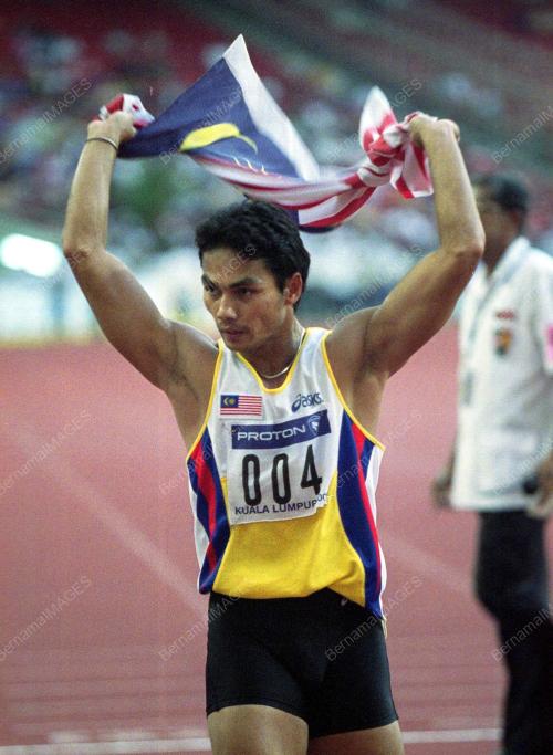 AT06-15_09_2001_ATHLETICS_02022016