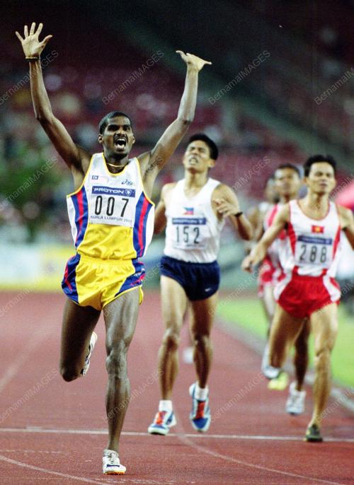 AT12-14_09_2001_1500_METER_02022016