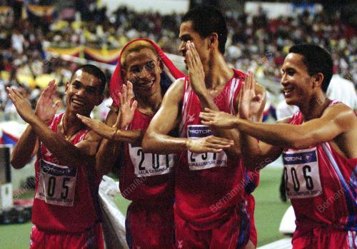 AT13-15_09_2001_ATHLETICS_02022016