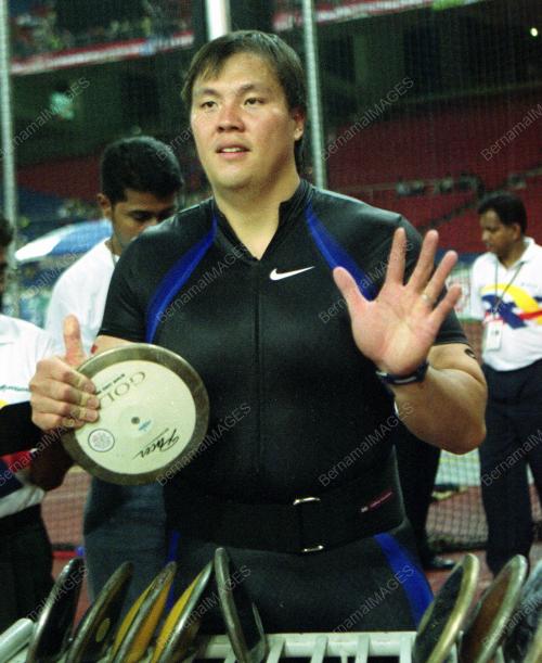 AT14-14_09_2001_DISCUS_02022016