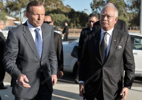 AUS01_03042014_MH_370