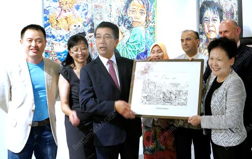 AUS01_08102014_MATRADE