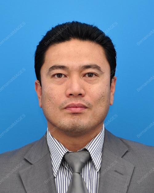 AUS01_09102013_Eldeen_Husaini