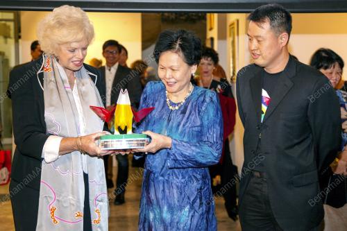 AUS01_15112013_DISCOVER_MALAYSIA