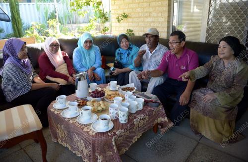 AUS01_20042014_WARGA_MALAYSIA