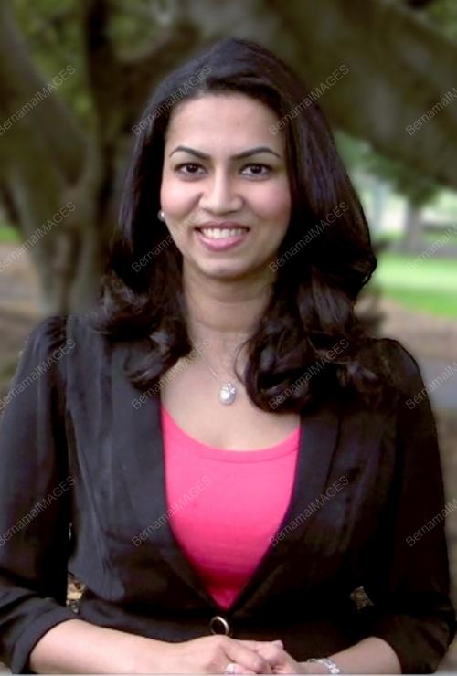 AUS01_20122012_JULIET_JOHN