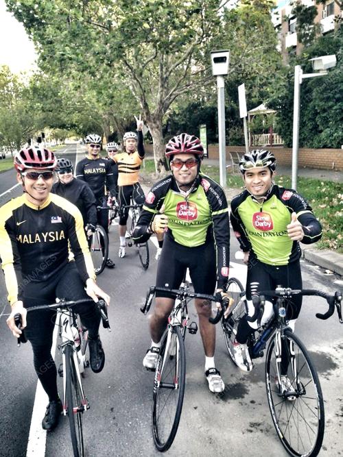 AUS01_22042014_KHAIRY_RIDERS