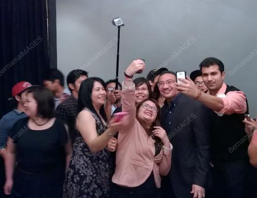 AUS01_23102014_HISHAM