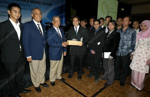MUHYIDDIN YASSIN