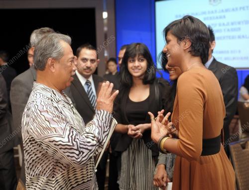 AUS02_11112012_TPM_DIALOG