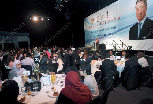 AUS02_18112012_TPM_DINNER