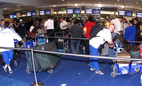 AUS03-02_10_2000_AIRPORT_SYDNEY_14012016