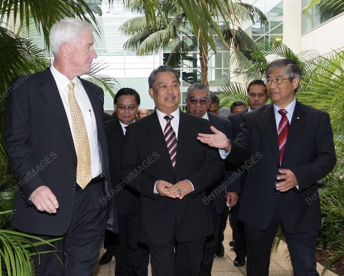 MUHYIDDIN YASSIN