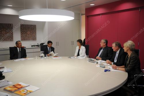 AUS03_17112012_TPM_BOYS