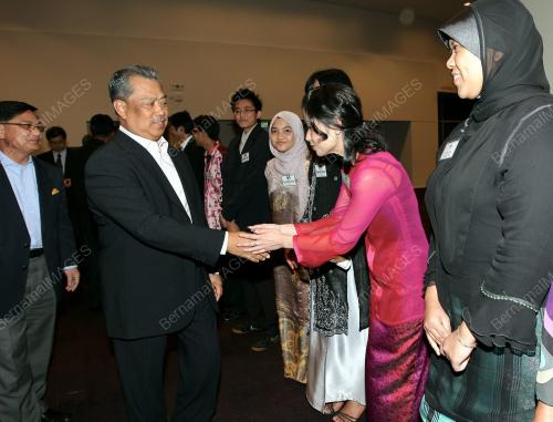 MUHYIDDIN YASSIN