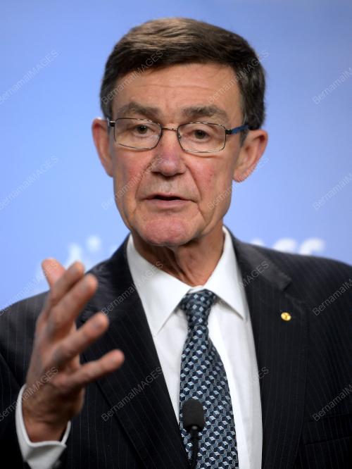 AUS05_14042014_MH370