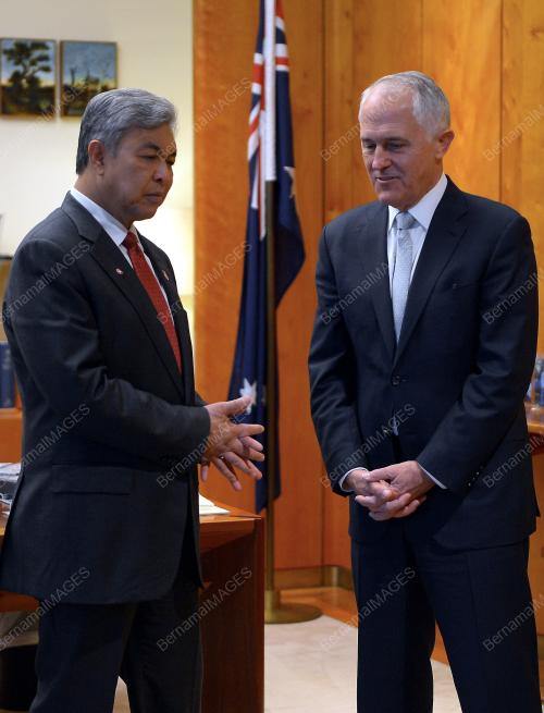 AUS06_08052017_KUNJUNGAN_PM