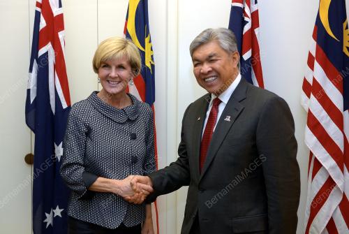 AUS14_08052017_KUNJUNGAN