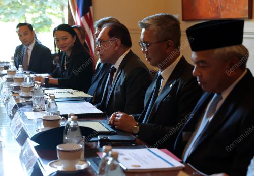 DATUK SERI ANWAR IBRAHIM