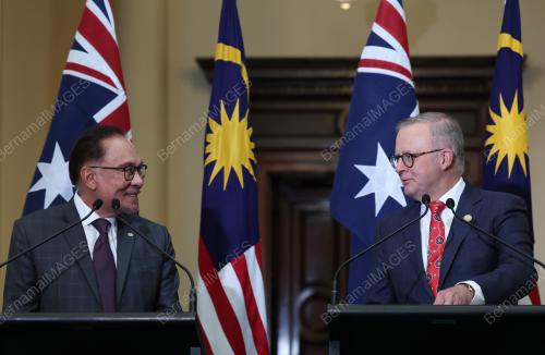 DATUK SERI ANWAR IBRAHIM