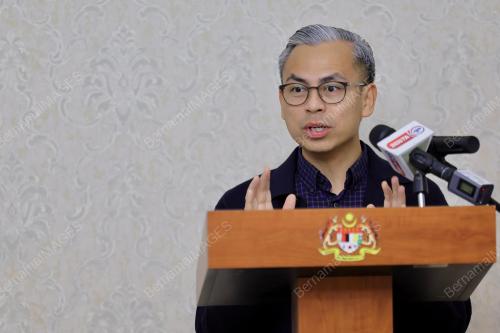 DATUK FAHMI FADZIL