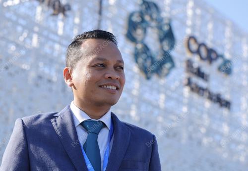 NIK NAZMI NIK AHMAD