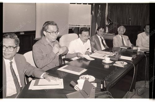 Anwar Meets Teachers