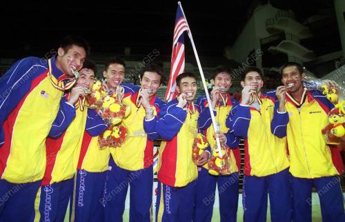 BA02-11_09_2001_CHAMPION_02022016