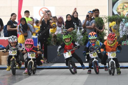 BDJ01_03062019_PUSH_BIKE