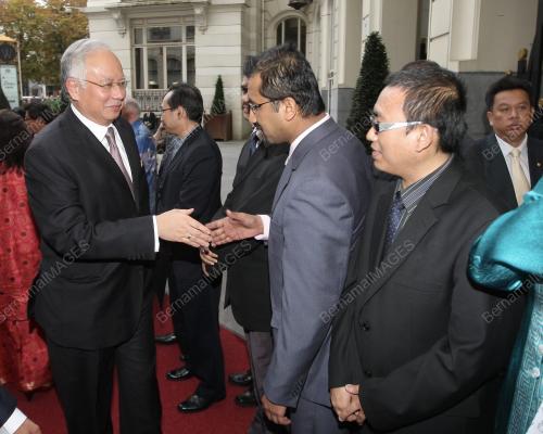 NAJIB TUN RAZAK