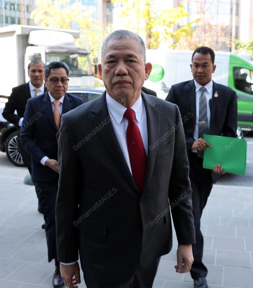 DATUK SERI FADILLAH YUSOF