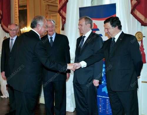 MOHD NAJIB TUN ABDUL RAZAK