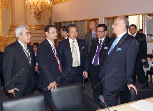 MOHD NAJIB TUN ABDUL RAZAK