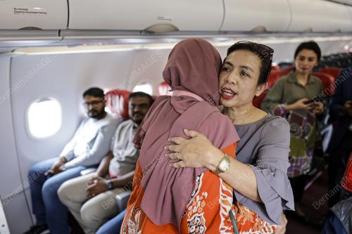PENERBANGAN BAWA PULANG RAKYAT MALAYSIA DI BANGLADESH